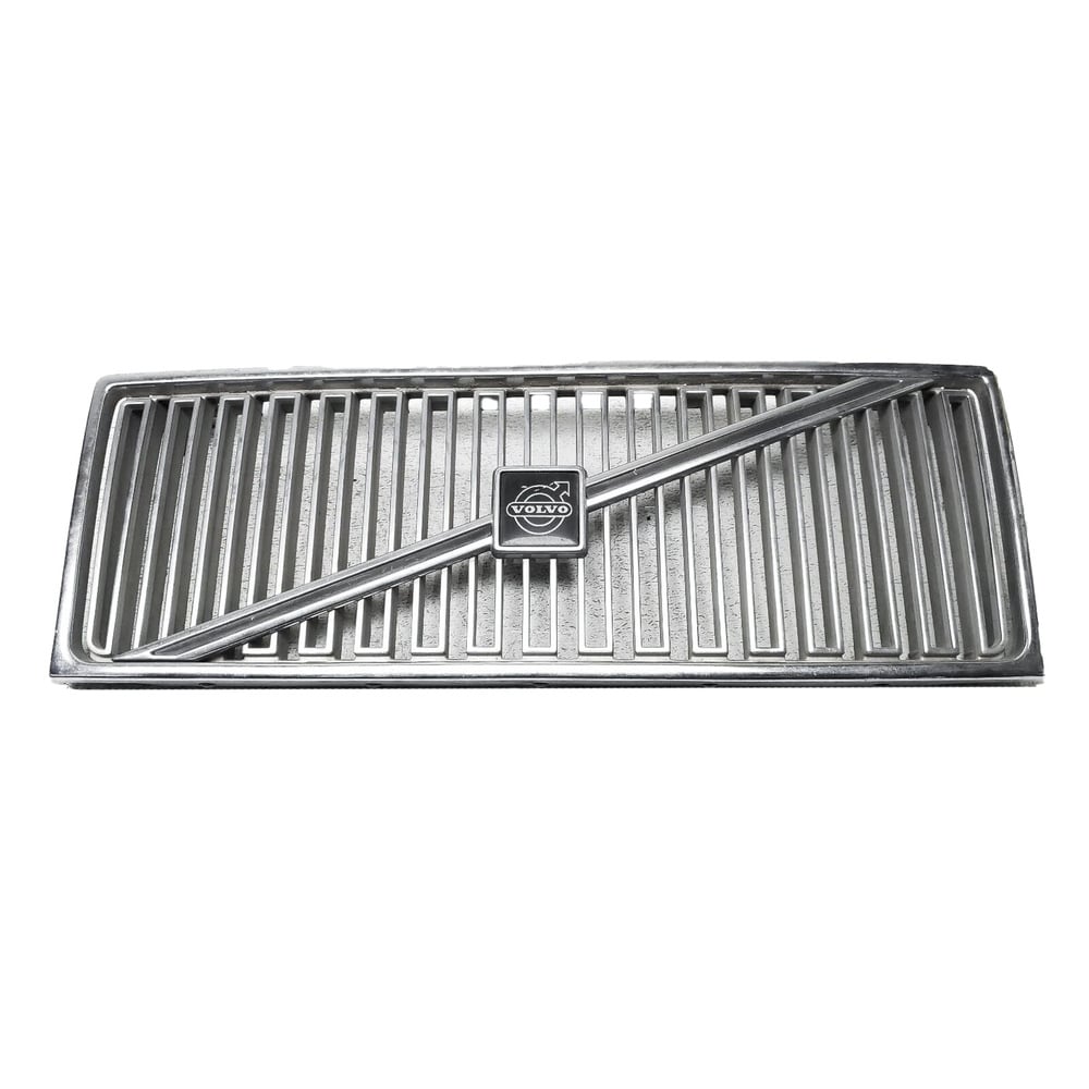 Grill med list och emblem till Volvo 740 1984-89, 760 1982-87, kromad