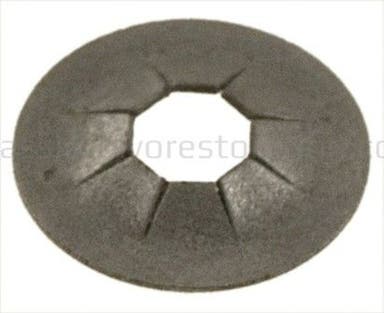 Spärrbricka frontemblem/luftintag till Volvo 1800, 164