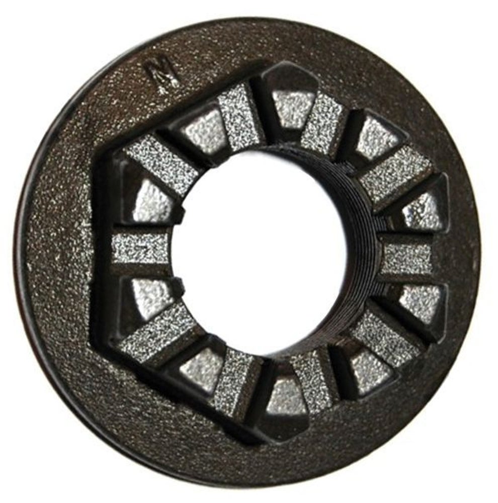 Mutter bromsnav framvagn M18 till Volvo 240, 260, 262, 740, 760, 780 — bild 1 av 2